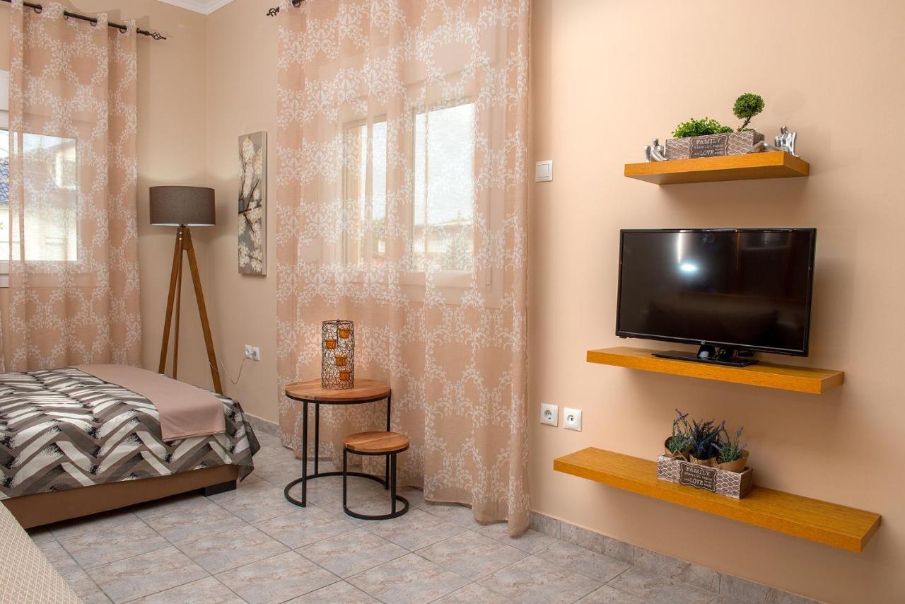 Chrysa Apartment Makrygialos Exterior photo